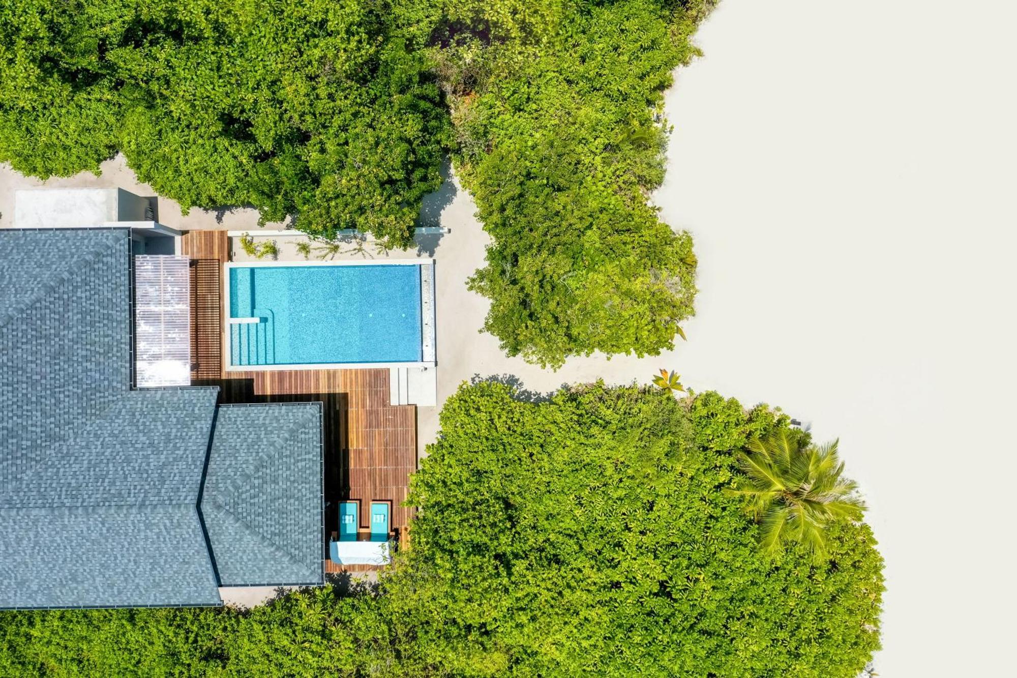 Hideaway Beach Resort & Spa Dhidhdhoo  Экстерьер фото