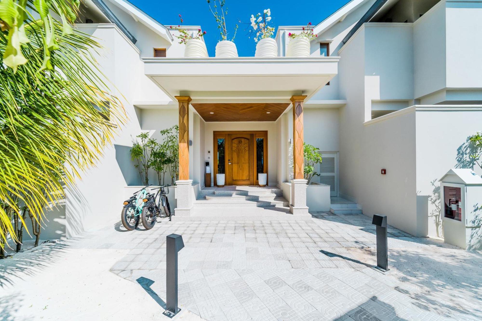Hideaway Beach Resort & Spa Dhidhdhoo  Экстерьер фото