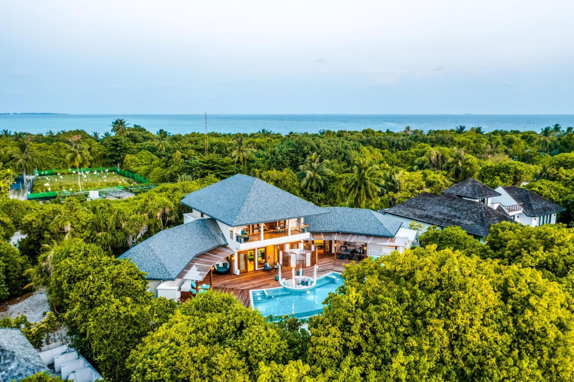 Hideaway Beach Resort & Spa Dhidhdhoo  Экстерьер фото