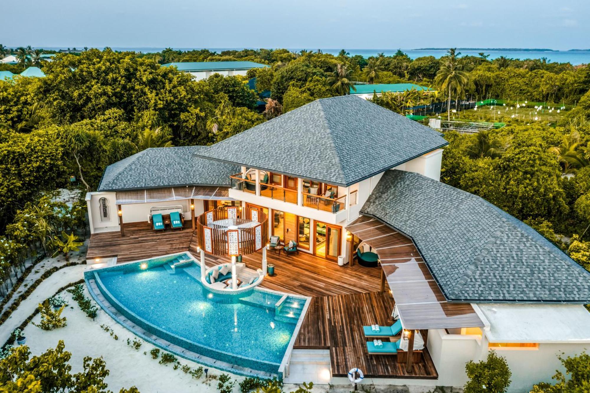 Hideaway Beach Resort & Spa Dhidhdhoo  Экстерьер фото